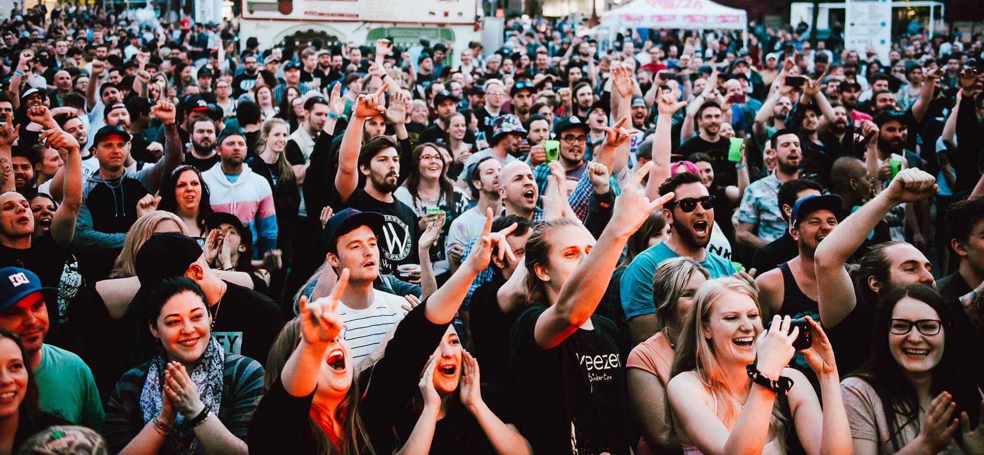 Pouzza Fest crowd, Montreal